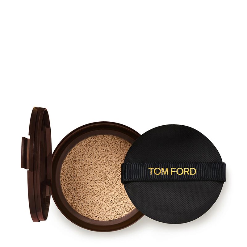 Tom Ford Shade & Illuminate Foundation Soft Radiance Cushion Refill image number 2